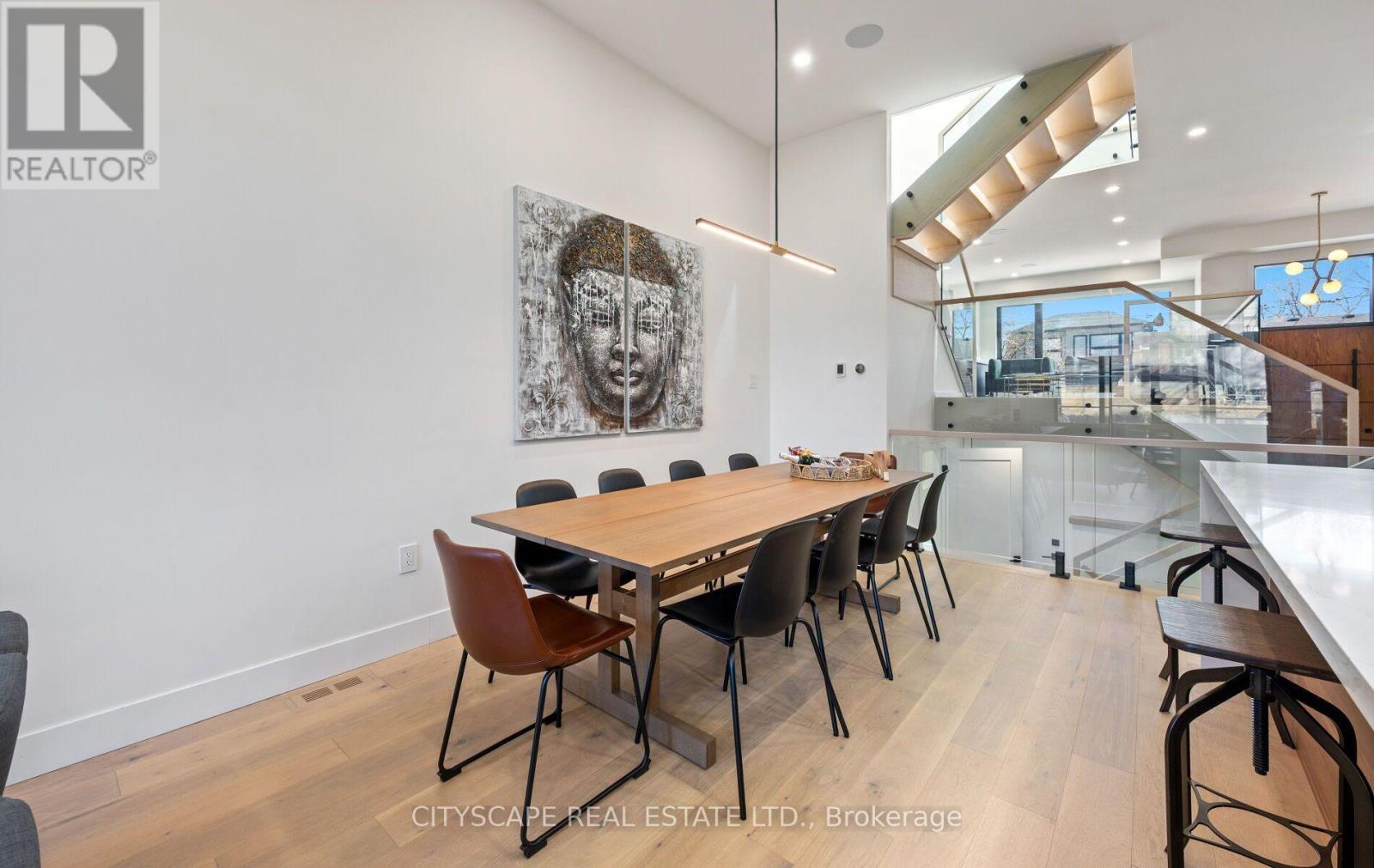2b Holmstead Avenue, Toronto, Ontario  M4B 1T1 - Photo 4 - E13551272