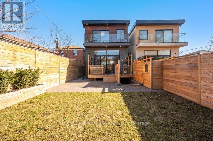 2b Holmstead Avenue, Toronto, Ontario  M4B 1T1 - Photo 48 - E13551272