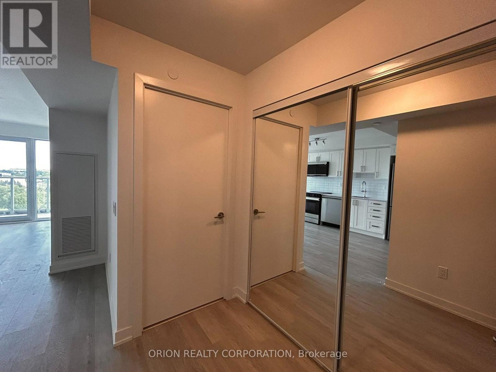 1007 - 1010 Sandy Beach Road, Pickering, Ontario  L1W 0C7 - Photo 3 - E13551276