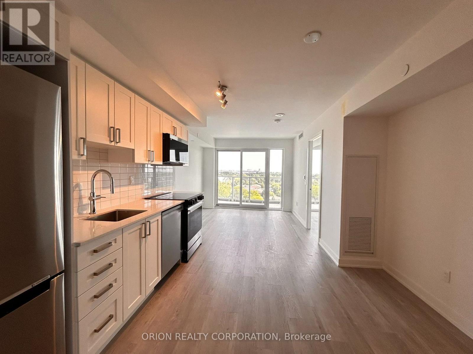 1007 - 1010 Sandy Beach Road, Pickering, Ontario  L1W 0C7 - Photo 6 - E13551276