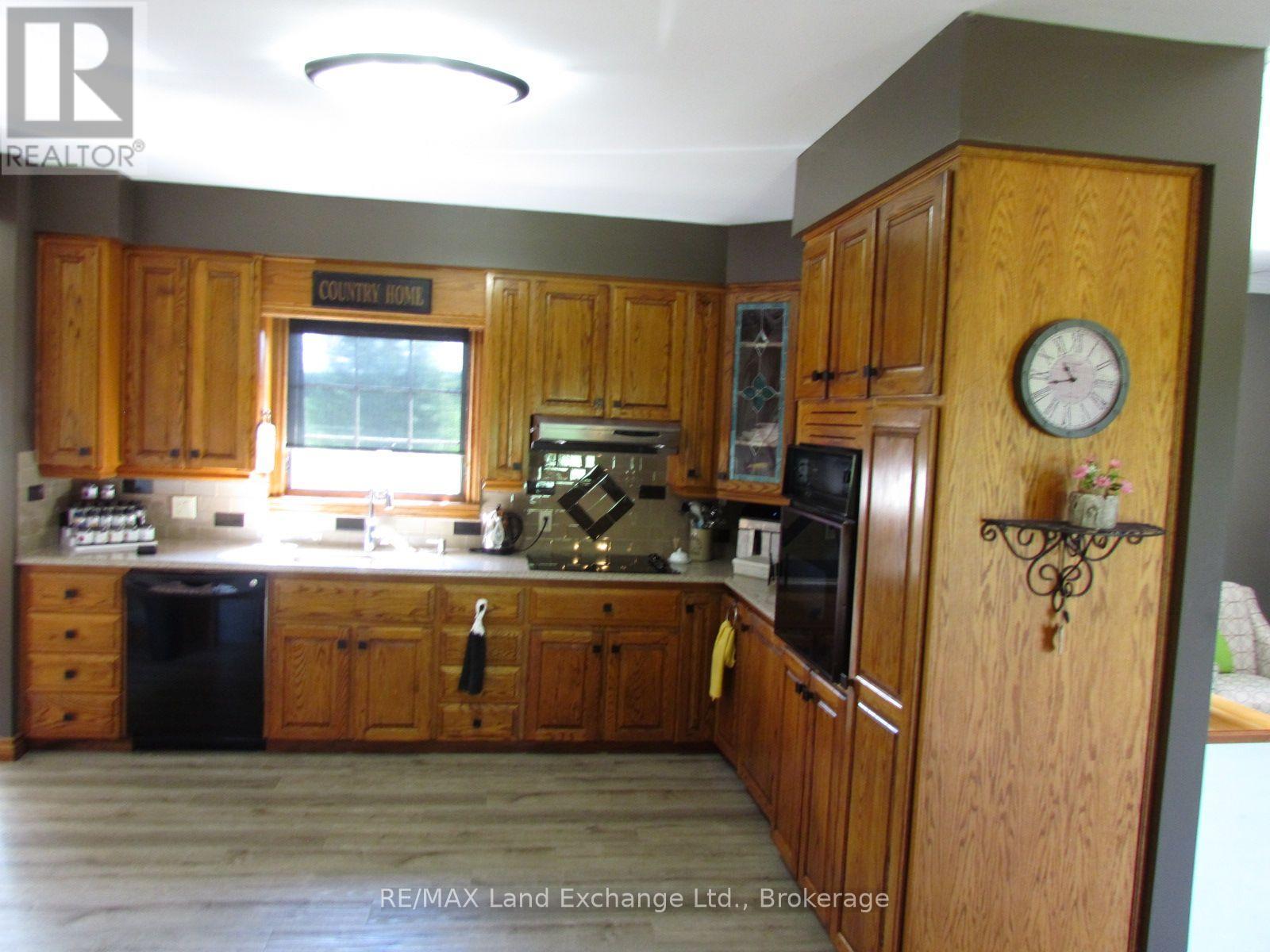72540 London Road, Huron East, Ontario  N0M 1X0 - Photo 2 - X13551178