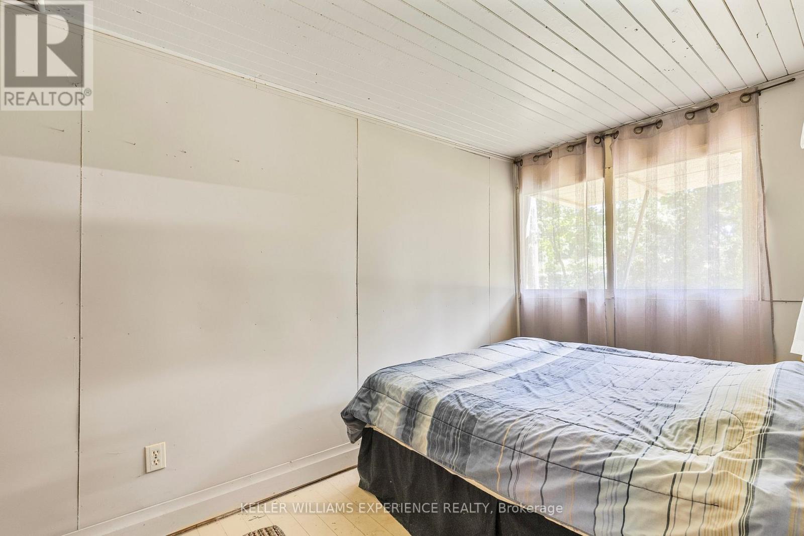 6 Orillia Road, Oro-Medonte, Ontario  L0L 2E0 - Photo 12 - S13551310