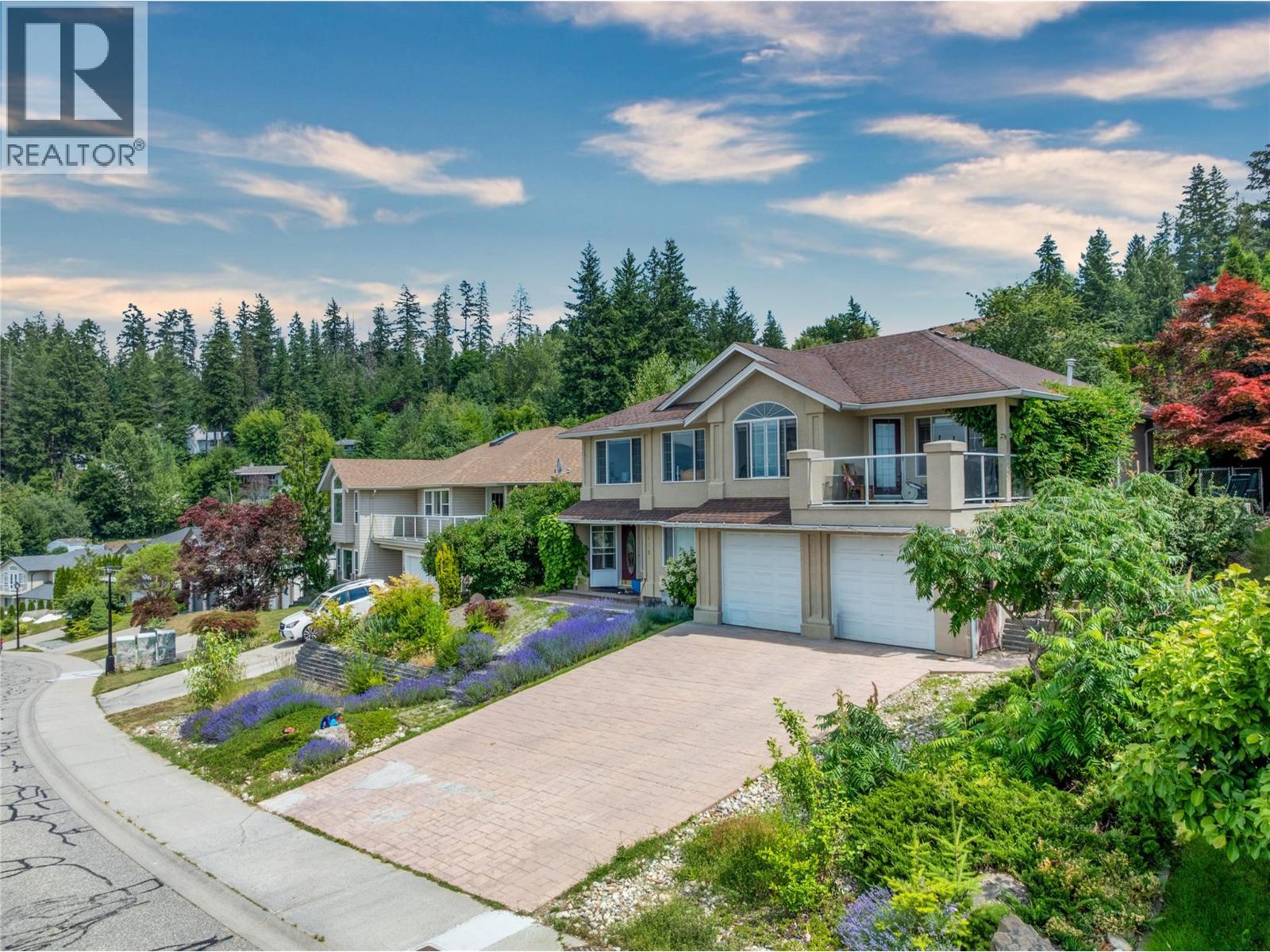 650 17 Street SE, Salmon Arm