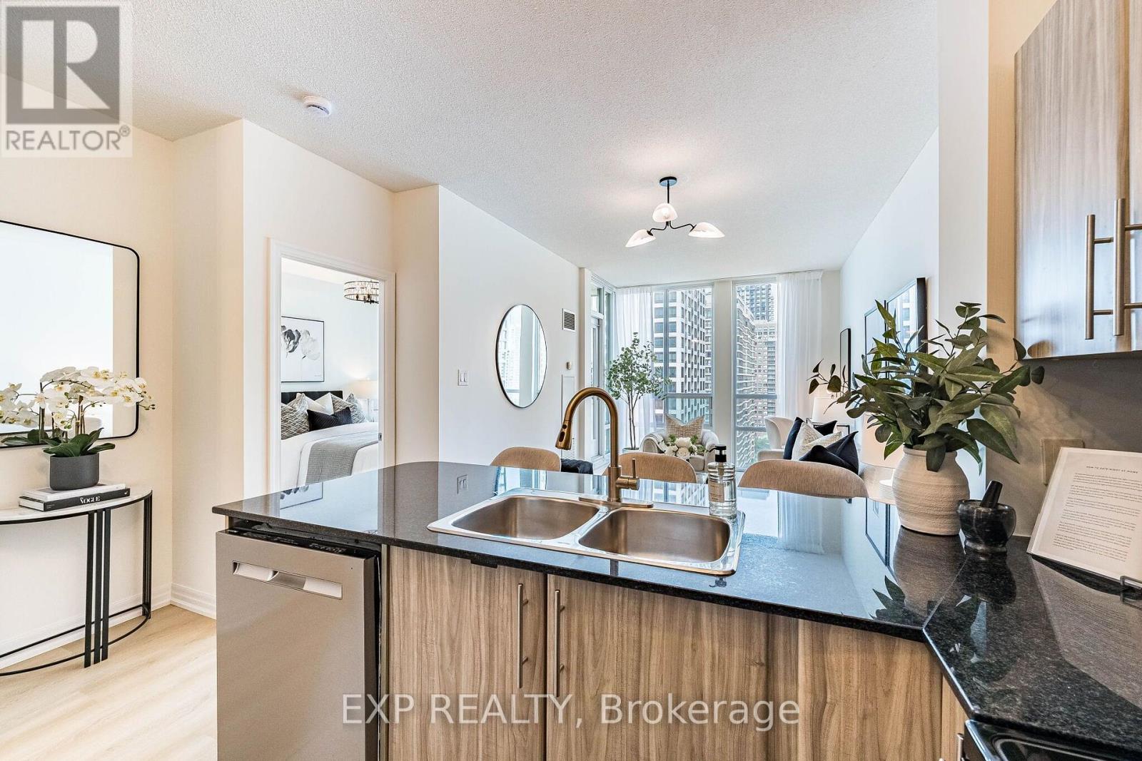 1701 - 3515 Kariya Drive, Mississauga, Ontario  L5B 0C1 - Photo 16 - W13551164
