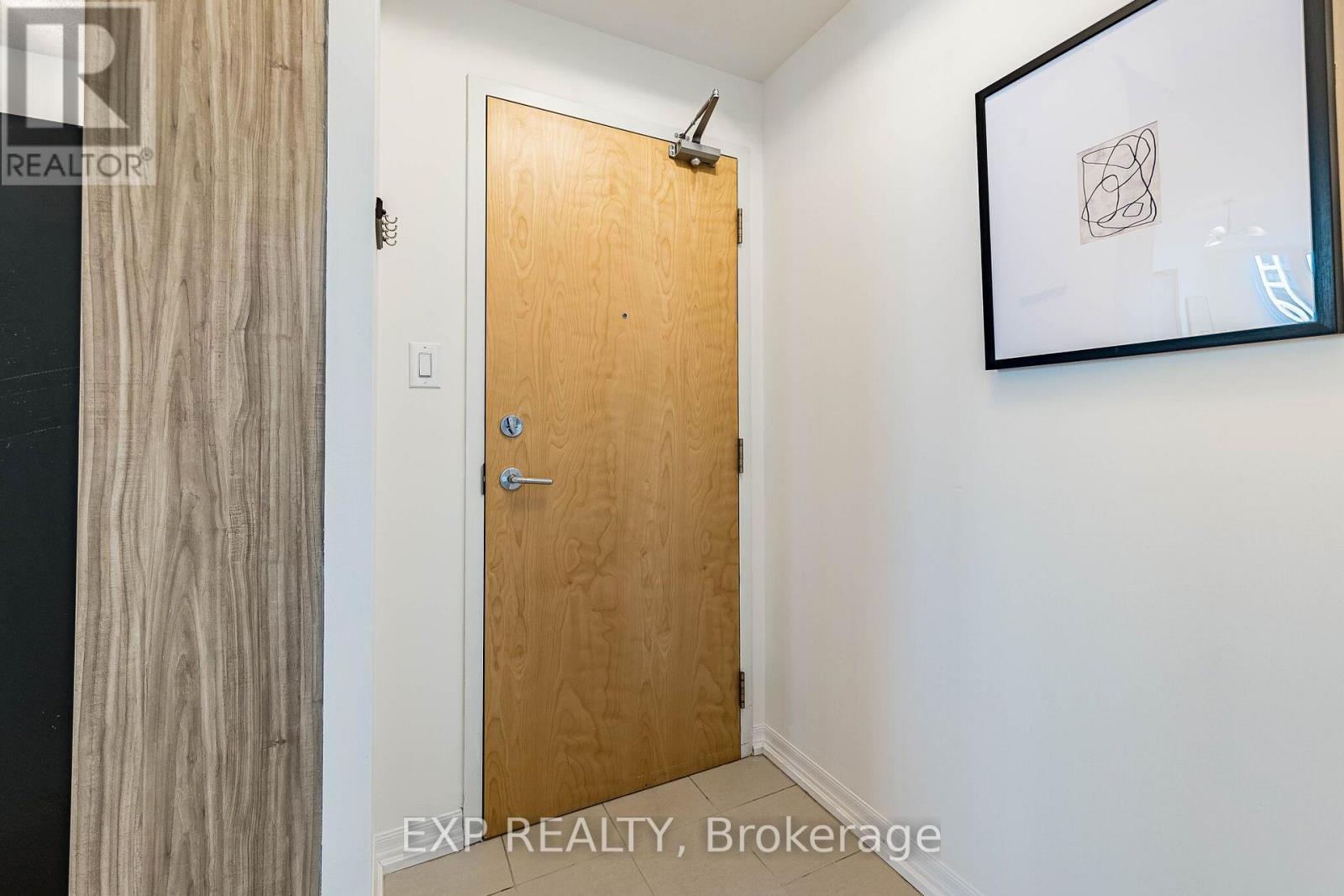 1701 - 3515 Kariya Drive, Mississauga, Ontario  L5B 0C1 - Photo 7 - W13551164