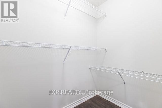307 Jemima Drive, Oakville, Ontario  L6M 4M1 - Photo 2 - W13551188
