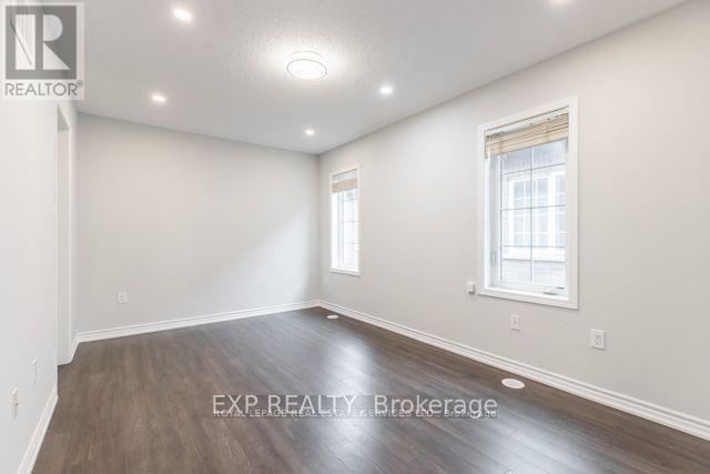 307 Jemima Drive, Oakville, Ontario  L6M 4M1 - Photo 5 - W13551188