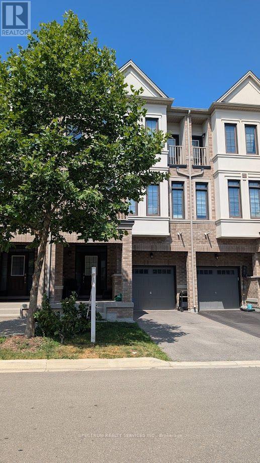 1162 Restivo Lane, Milton, Ontario  L9E 1K1 - Photo 2 - W13551270