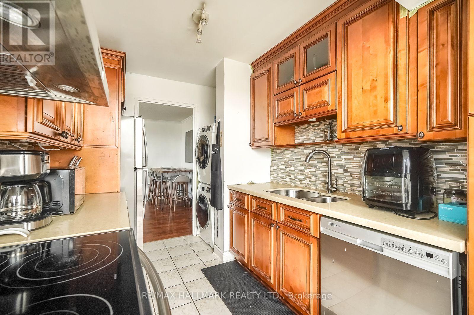 1705 - 3077 Weston Road, Toronto, Ontario M9M 3A1 - Photo 17 - W13551306