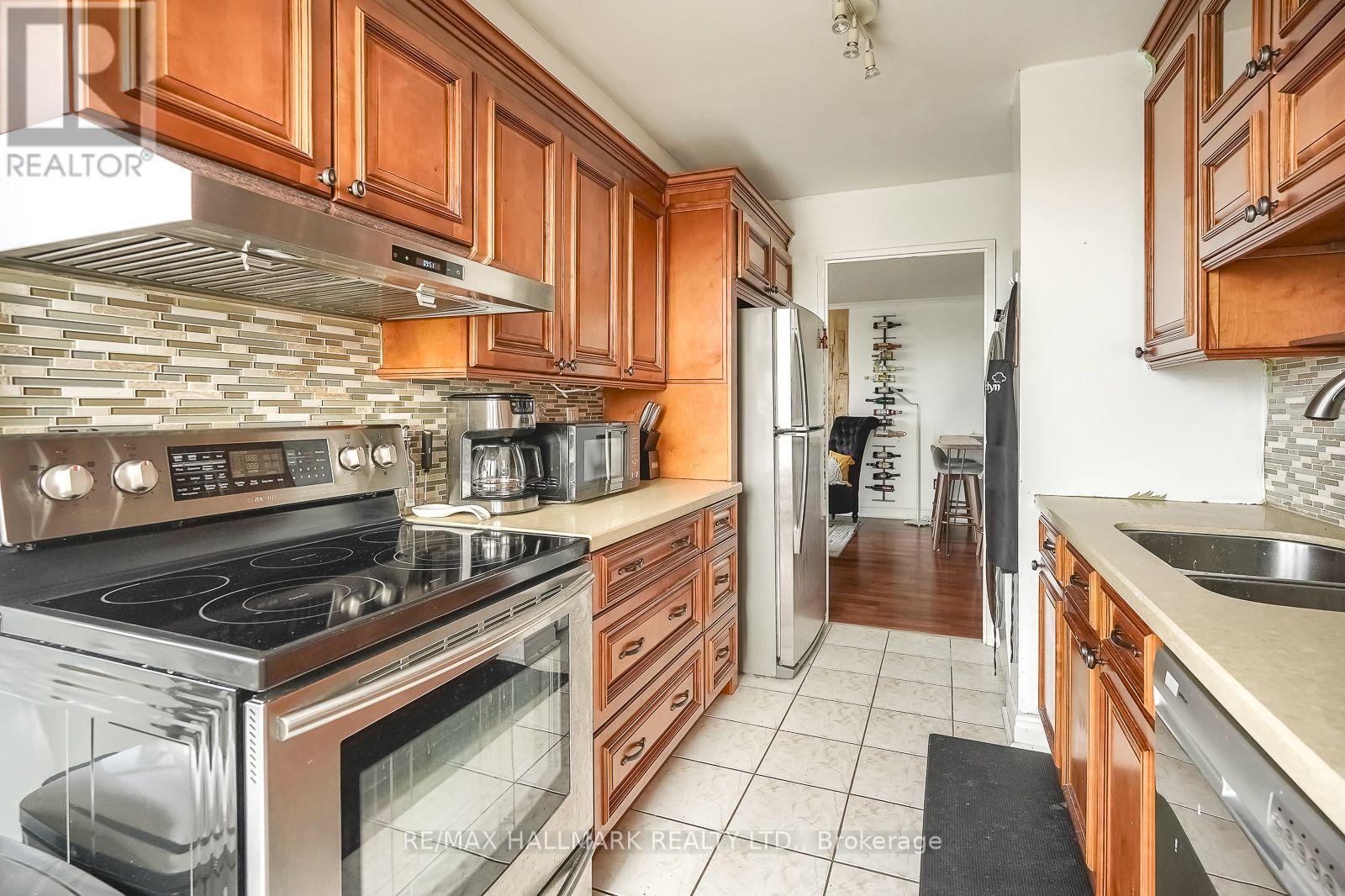 1705 - 3077 Weston Road, Toronto, Ontario M9M 3A1 - Photo 18 - W13551306