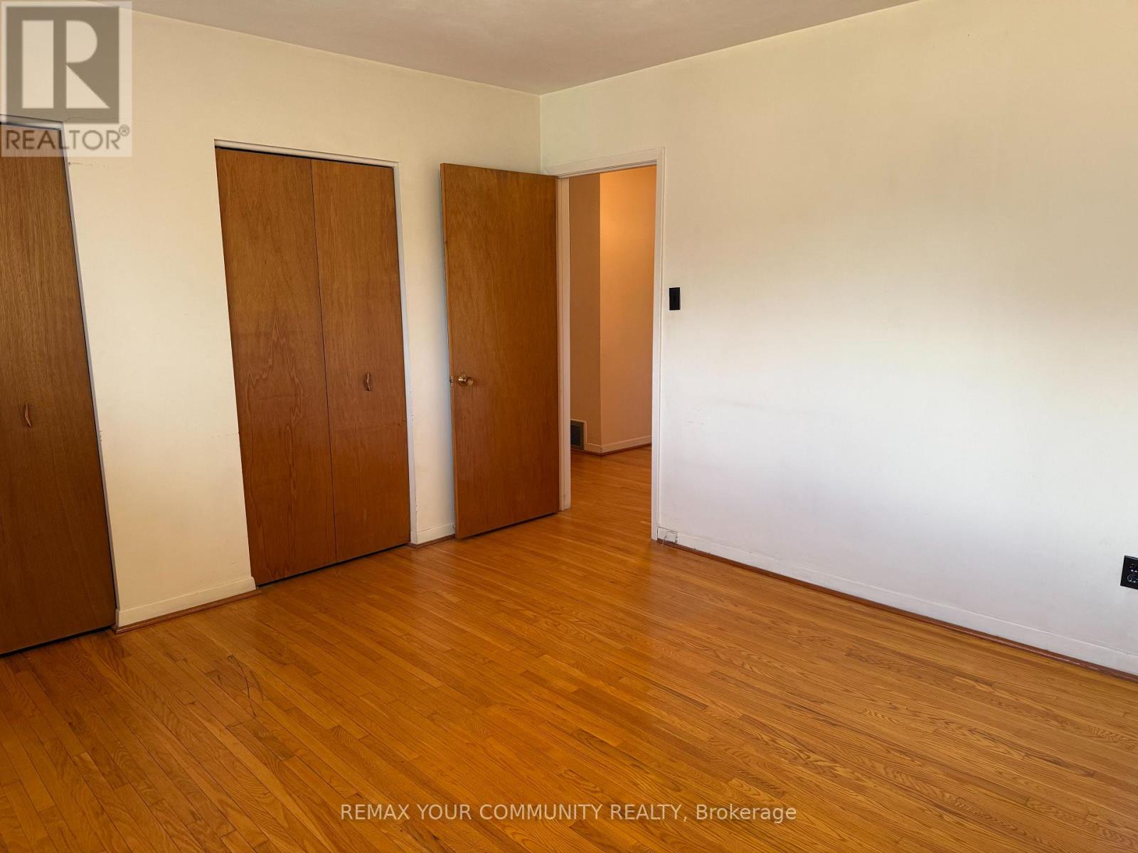 Upper - 300 Driftwood Avenue, Toronto, Ontario  M3N 2P1 - Photo 18 - W13551322