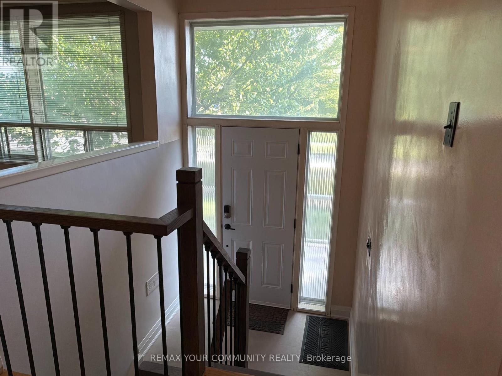 Upper - 300 Driftwood Avenue, Toronto, Ontario  M3N 2P1 - Photo 26 - W13551322