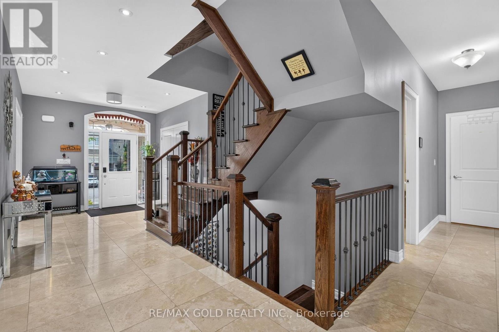 6 Ayshire Court, Brampton, Ontario L6Z 0G6 - Photo 13 - W13551368