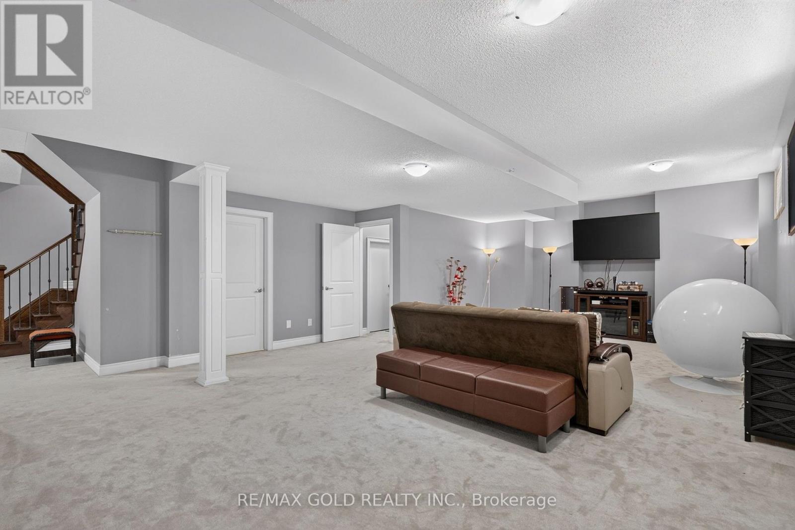 6 Ayshire Court, Brampton, Ontario L6Z 0G6 - Photo 40 - W13551368