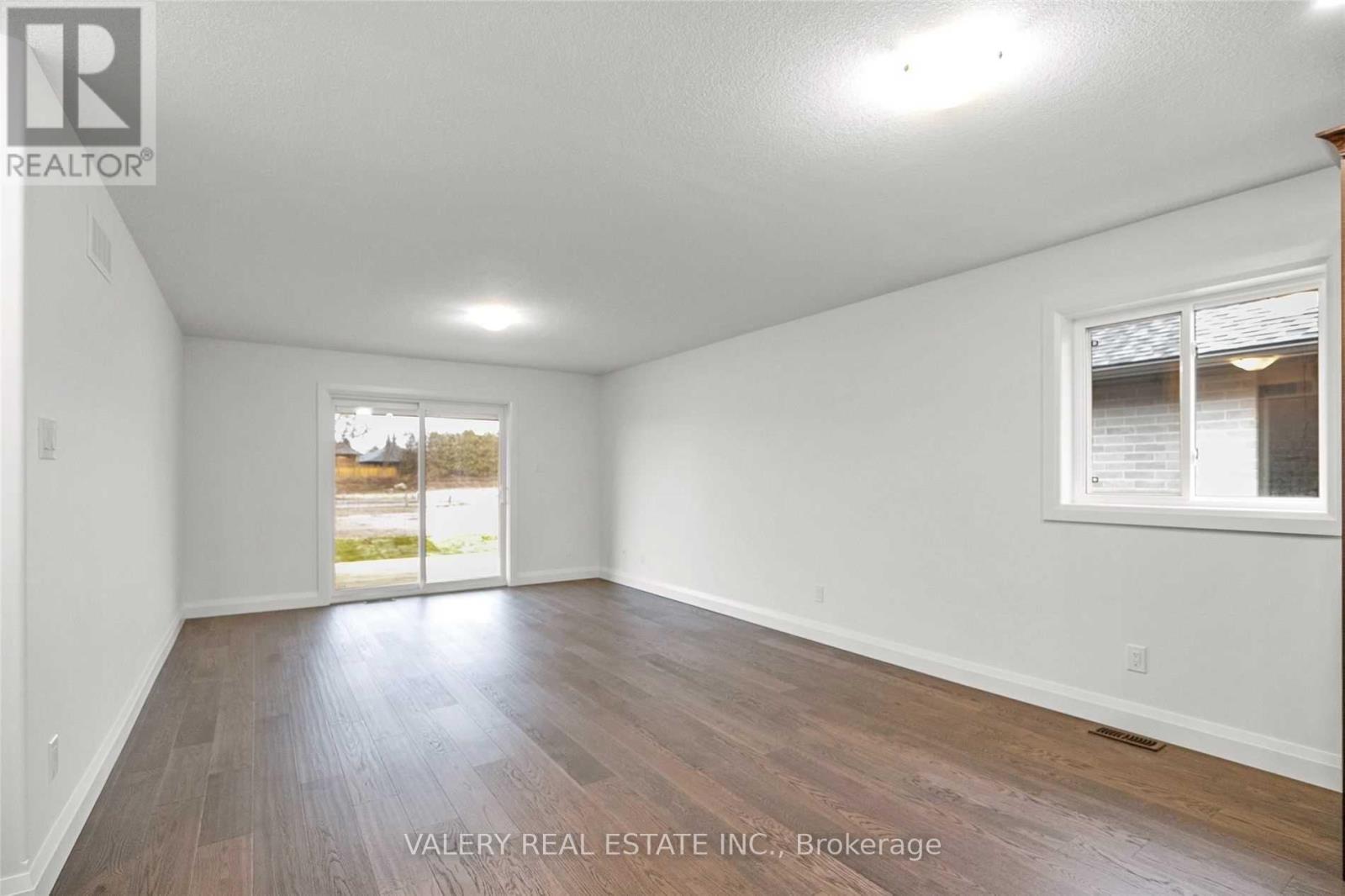 9 Peachleaf Lane, Norfolk, Ontario  N0E 1Y0 - Photo 11 - X13551228
