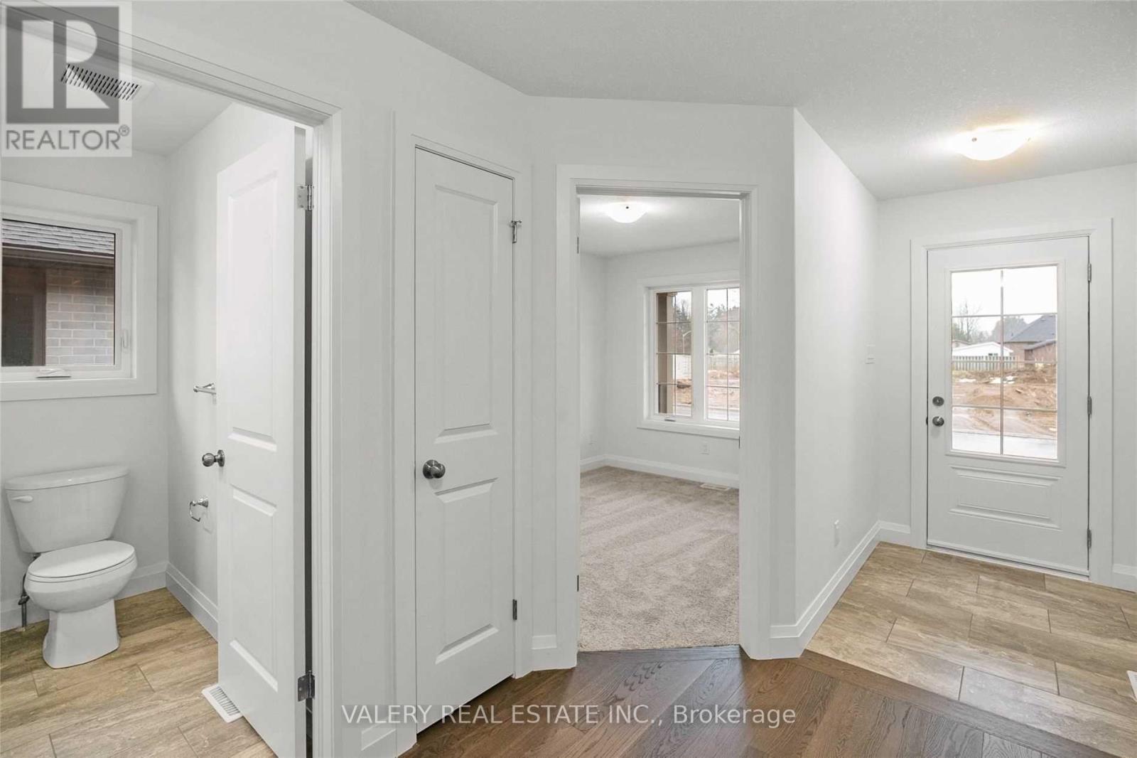9 Peachleaf Lane, Norfolk, Ontario  N0E 1Y0 - Photo 2 - X13551228