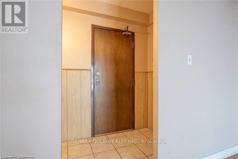 211 - 71 Vanier Drive, Kitchener, Ontario  N2C 1J4 - Photo 5 - X13551288