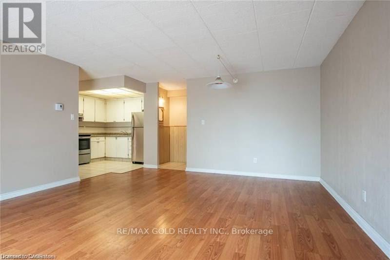 211 - 71 Vanier Drive, Kitchener, Ontario  N2C 1J4 - Photo 9 - X13551288