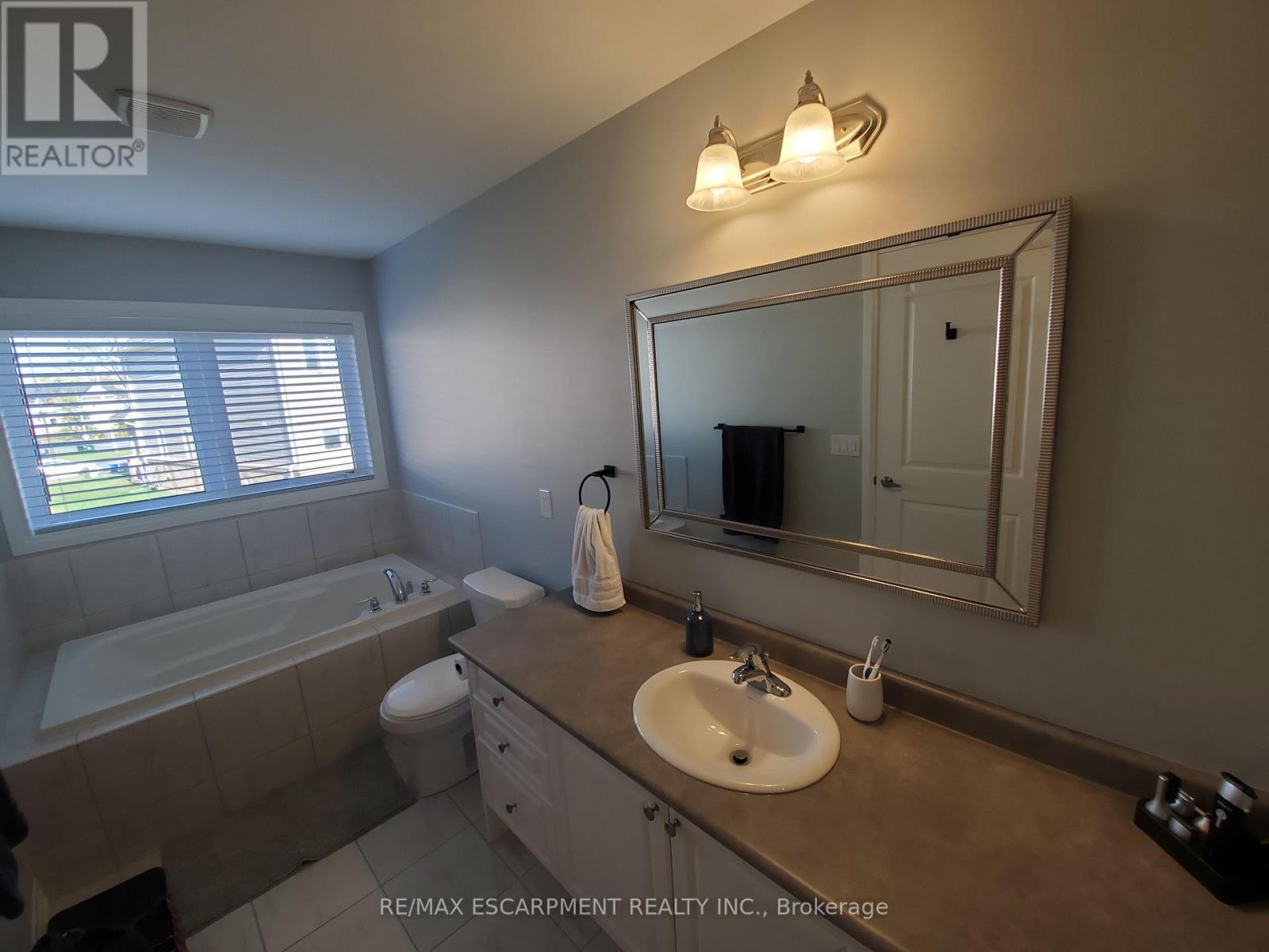 4218 Cherry Heights, Lincoln, Ontario  L0R 1B4 - Photo 10 - X13551358