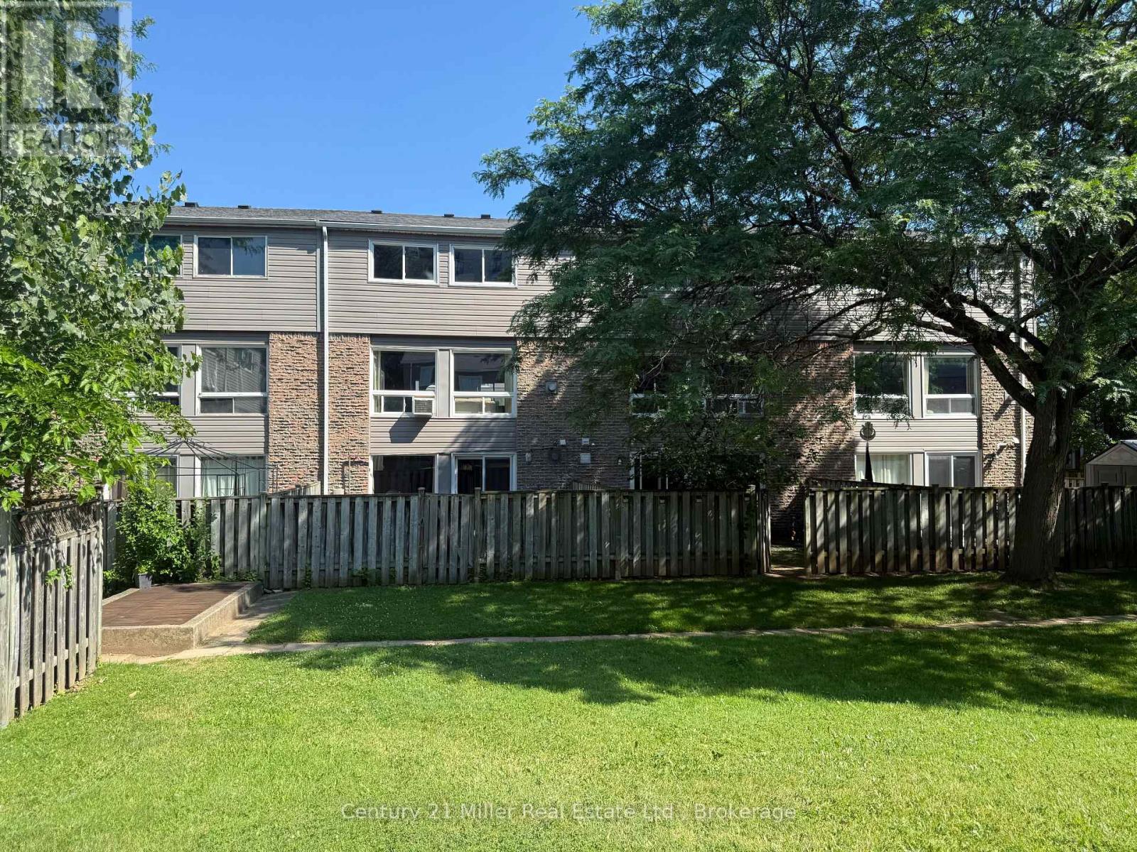 69 - 2050 UPPER MIDDLE ROAD, Burlington (Brant Hills)