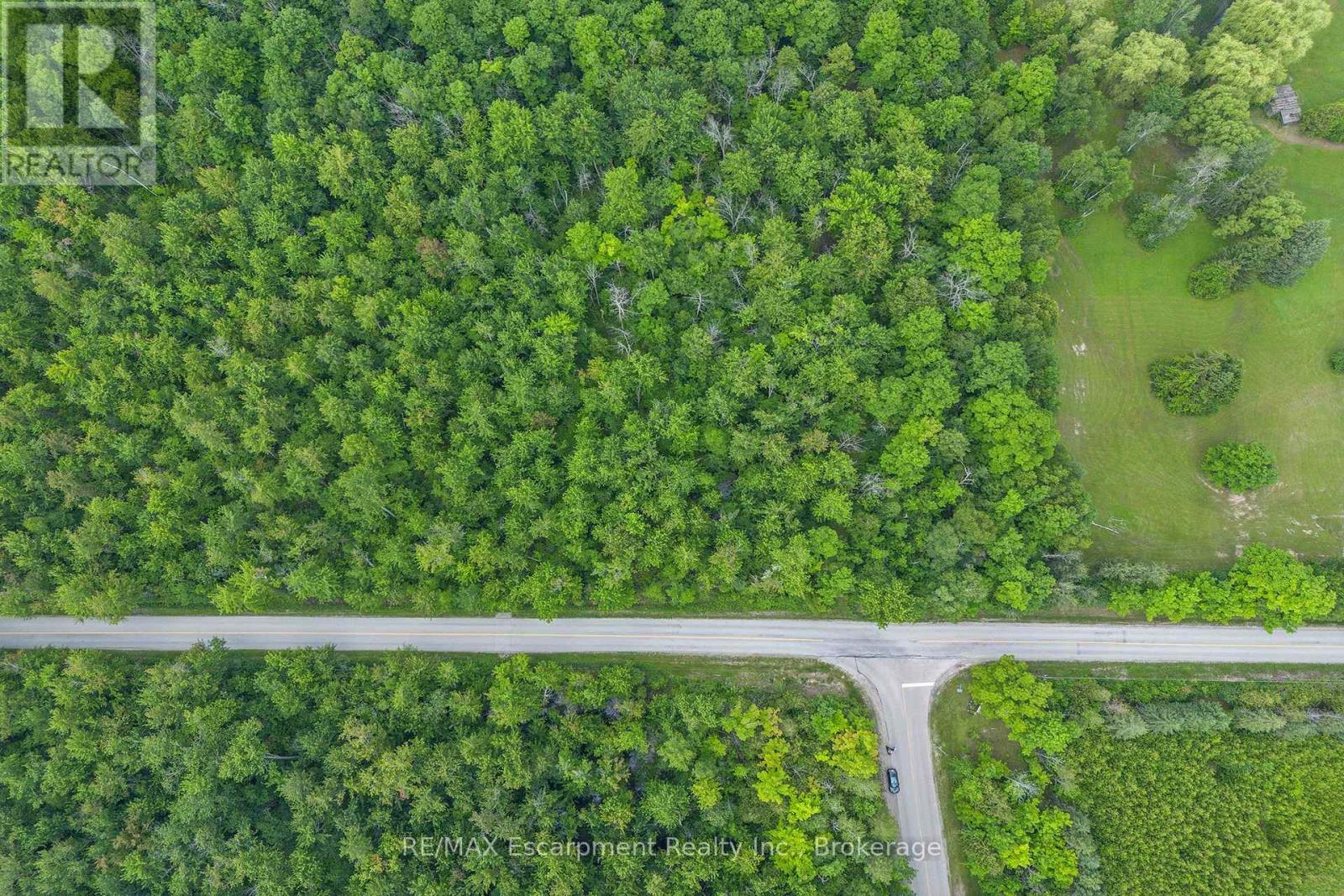 -- Fourth Line Nassagaweya, Milton, Ontario  N0B 2K0 - Photo 4 - W13551438