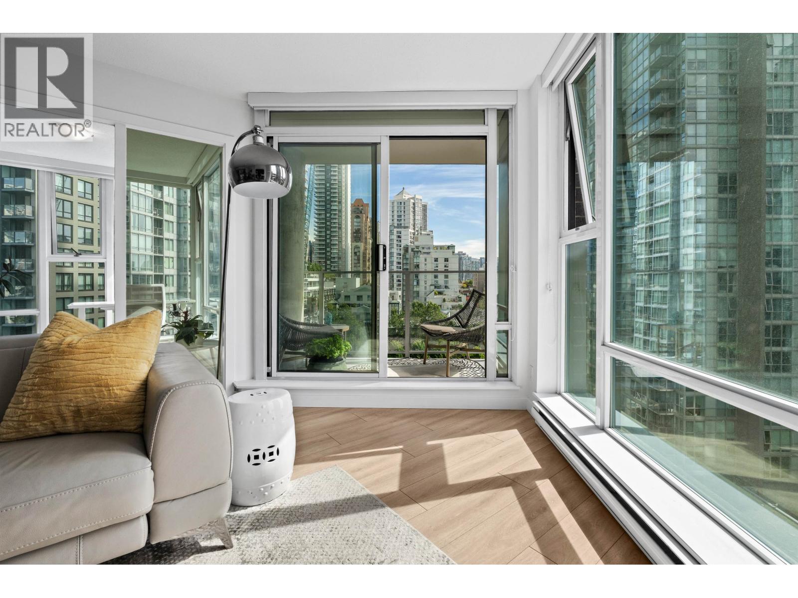 1207 455 Beach Crescent, Vancouver, British Columbia V6Z 3E5 - Photo 13 - R3145126