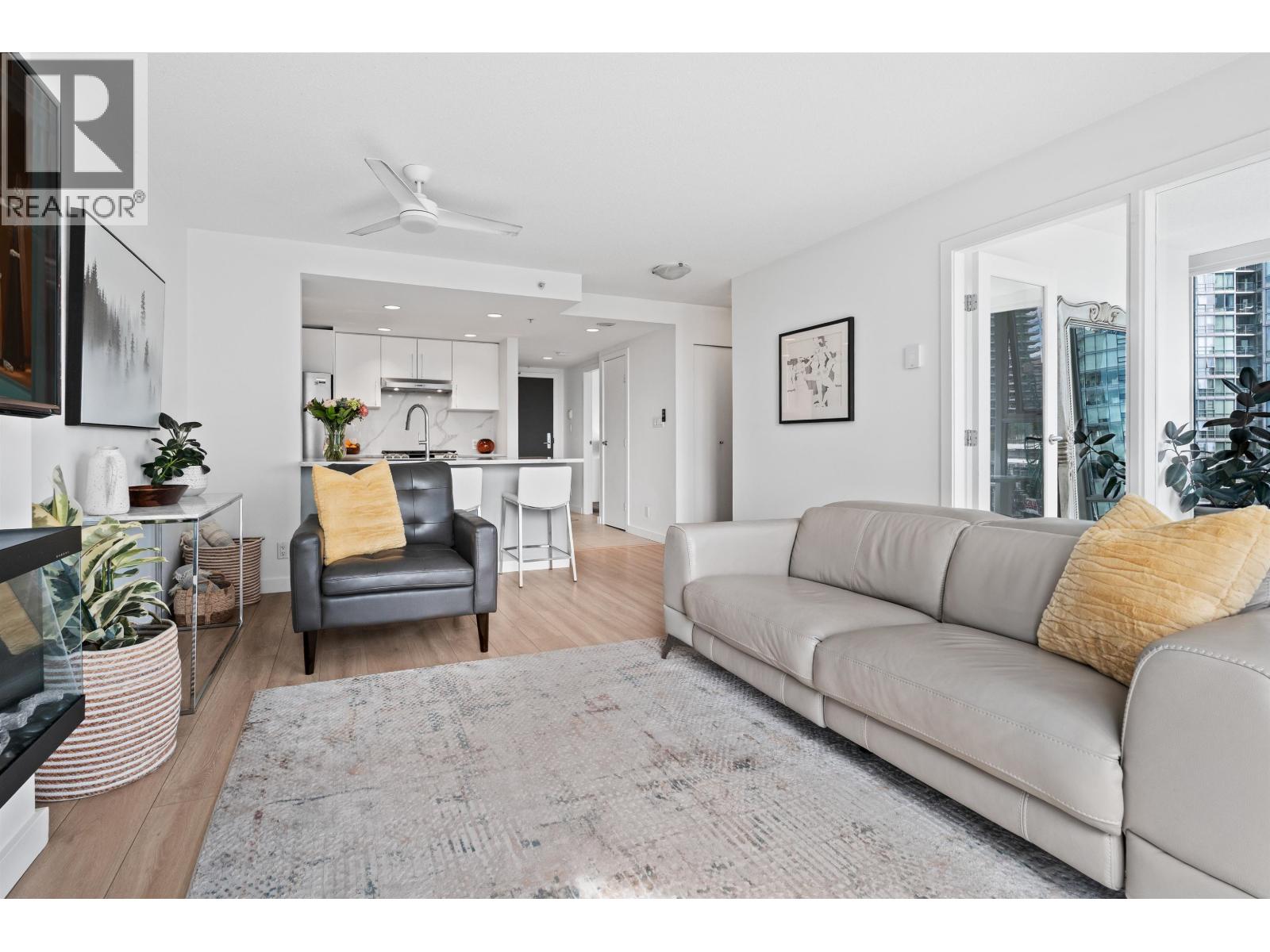 1207 455 Beach Crescent, Vancouver, British Columbia V6Z 3E5 - Photo 5 - R3145126