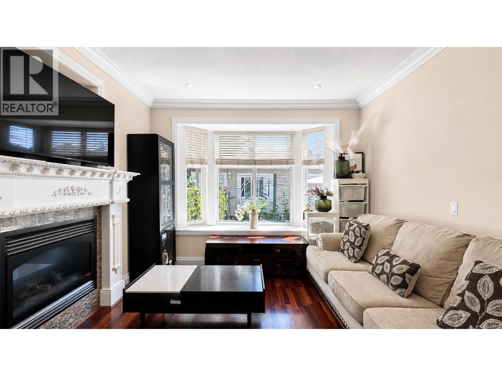 8318 Fremlin Street, Vancouver, British Columbia  V6P 3X2 - Photo 5 - R3145135