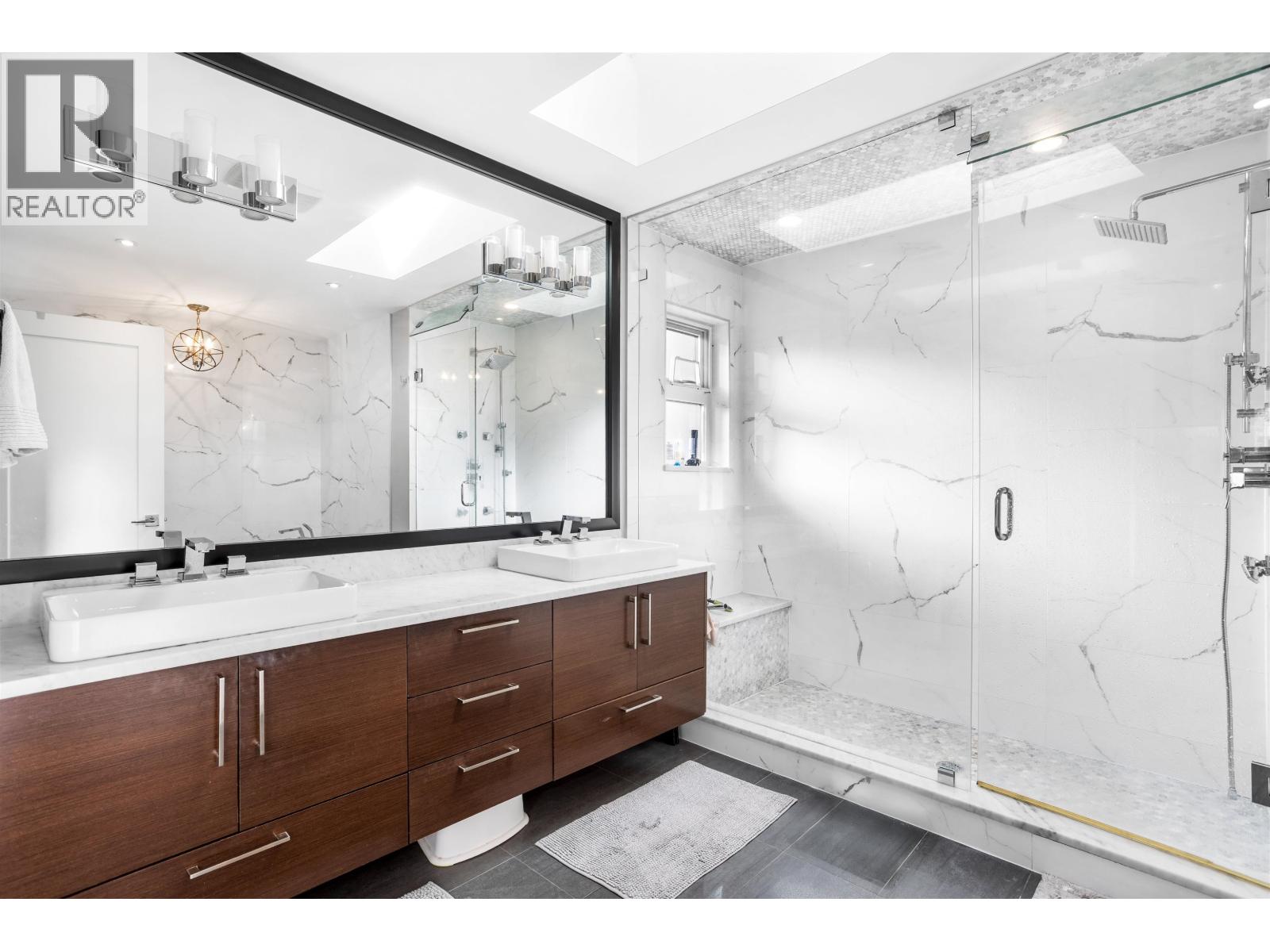 8656 Gilley Avenue, Burnaby, British Columbia  V5J 4Y5 - Photo 25 - R3145099