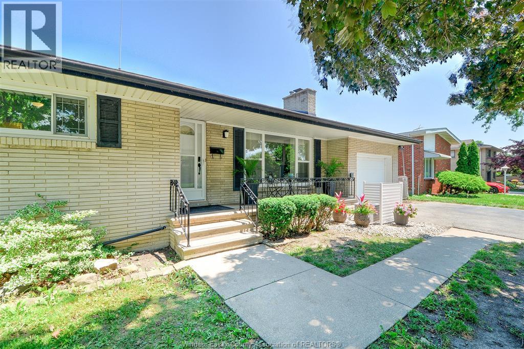 328 Isack, Windsor, Ontario  N8S 3V8 - Photo 1 - 26016648