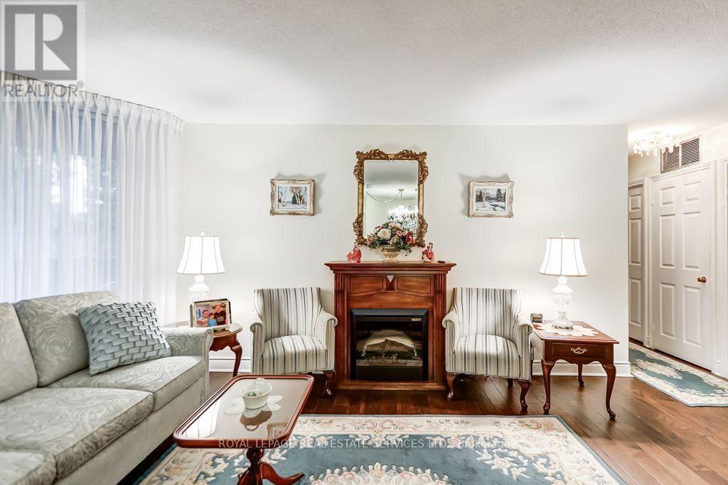 208 - 95 La Rose Avenue, Toronto, Ontario  M9P 3T2 - Photo 8 - W13551392