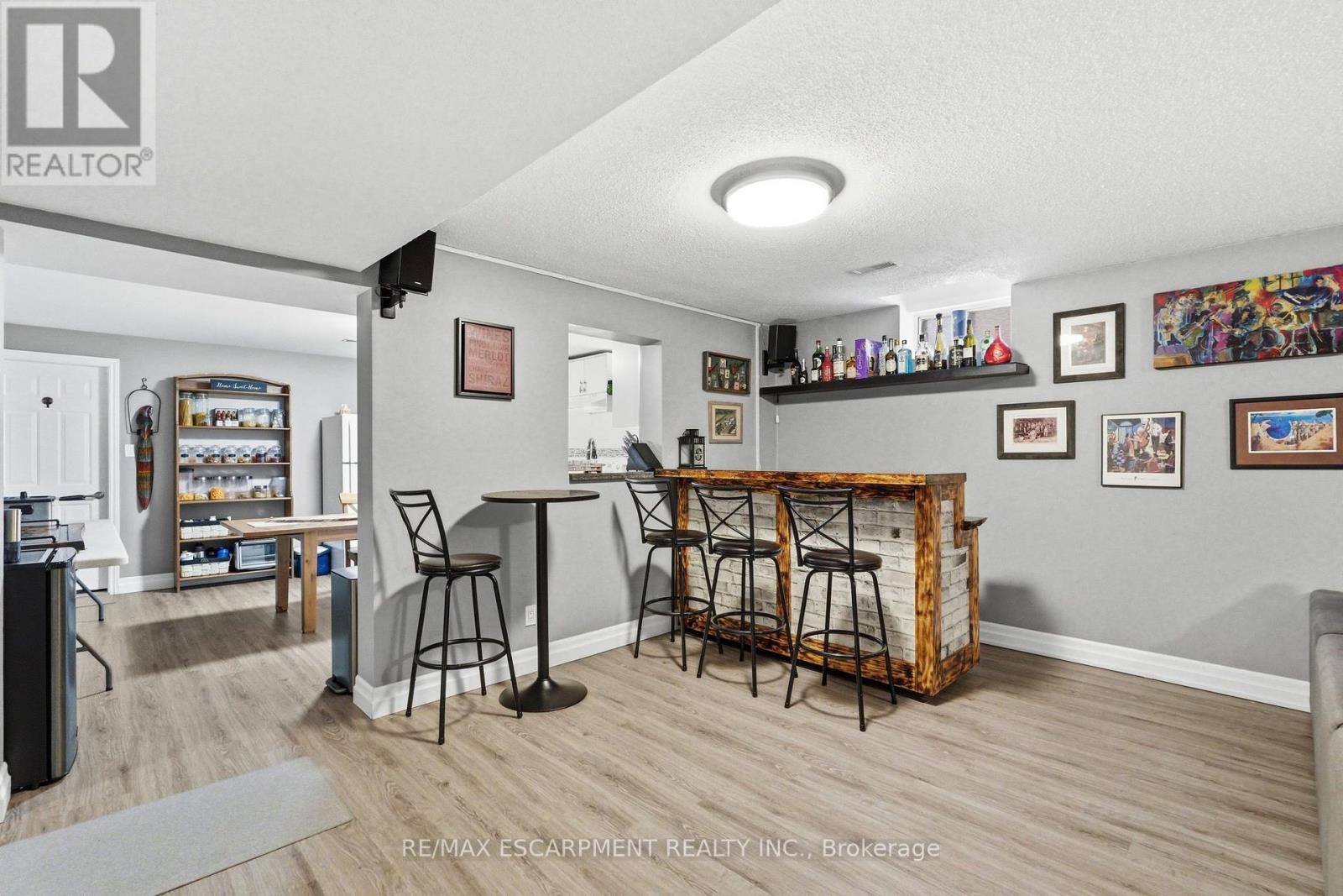 Lower - 303 Caledon Avenue, Hamilton, Ontario L9C 3C9 - Photo 13 - X13551408