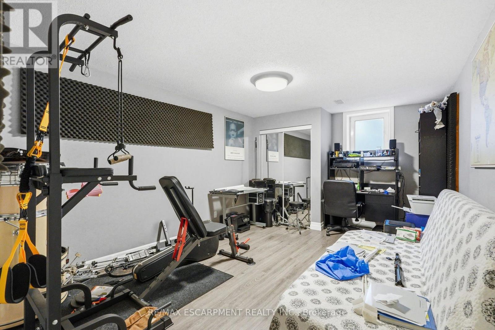 Lower - 303 Caledon Avenue, Hamilton, Ontario L9C 3C9 - Photo 23 - X13551408