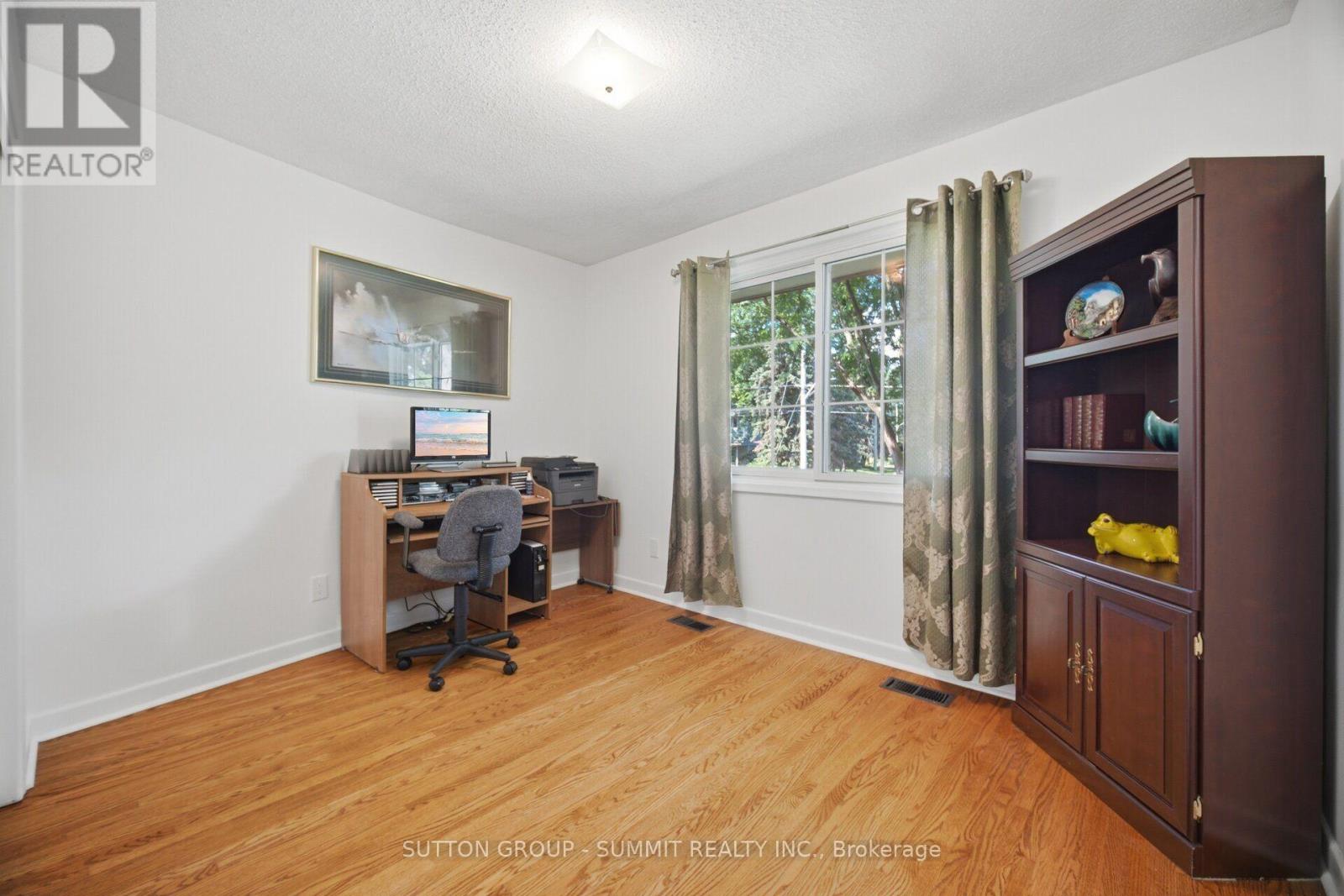 3359 Enniskillen Circle, Mississauga, Ontario  L5C 2M9 - Photo 26 - W13549648