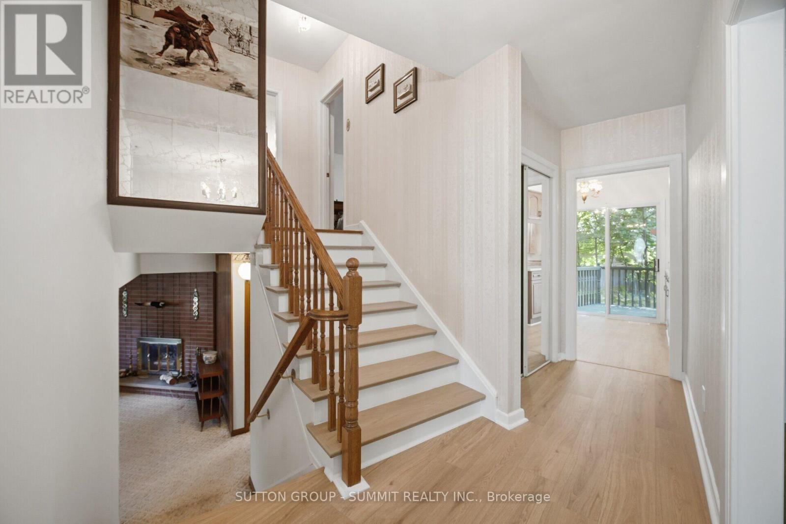 3359 Enniskillen Circle, Mississauga, Ontario  L5C 2M9 - Photo 21 - W13549648