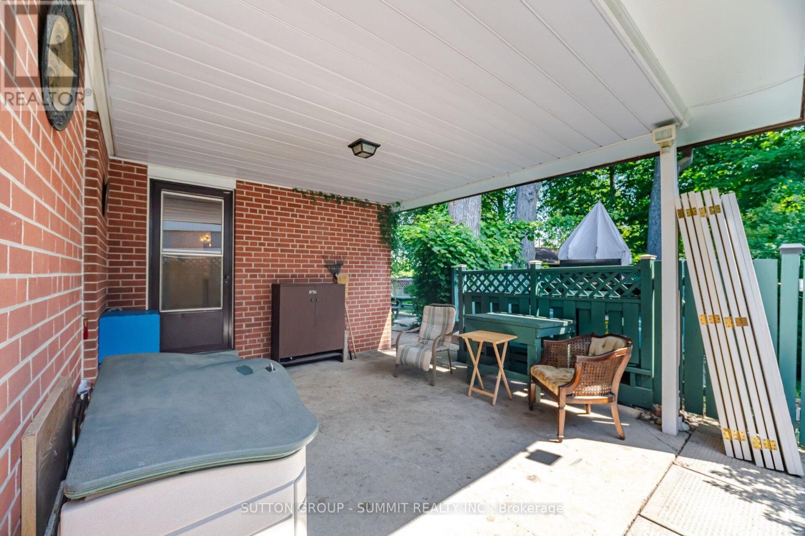 3359 Enniskillen Circle, Mississauga, Ontario  L5C 2M9 - Photo 37 - W13549648