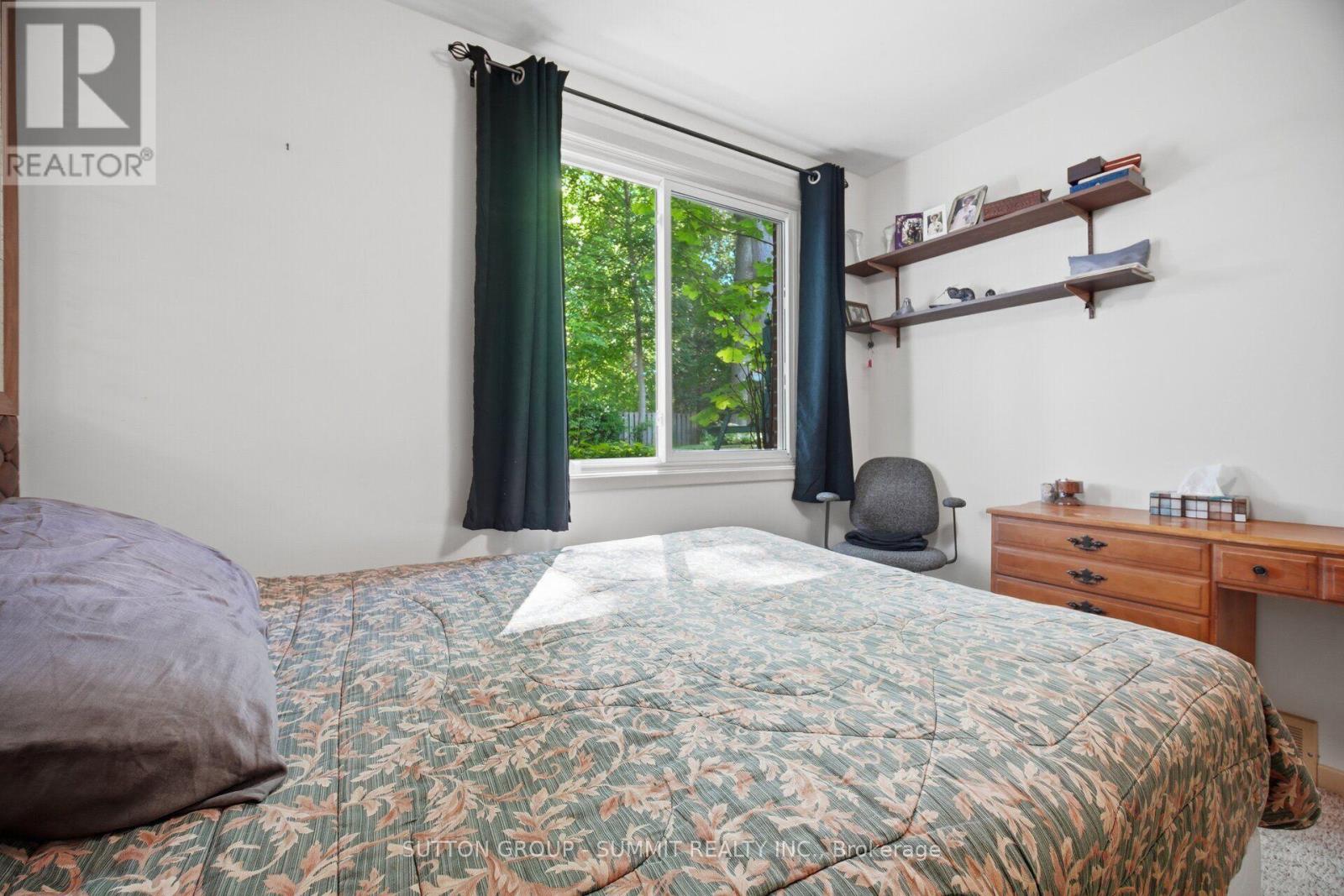 3359 Enniskillen Circle, Mississauga, Ontario  L5C 2M9 - Photo 34 - W13549648
