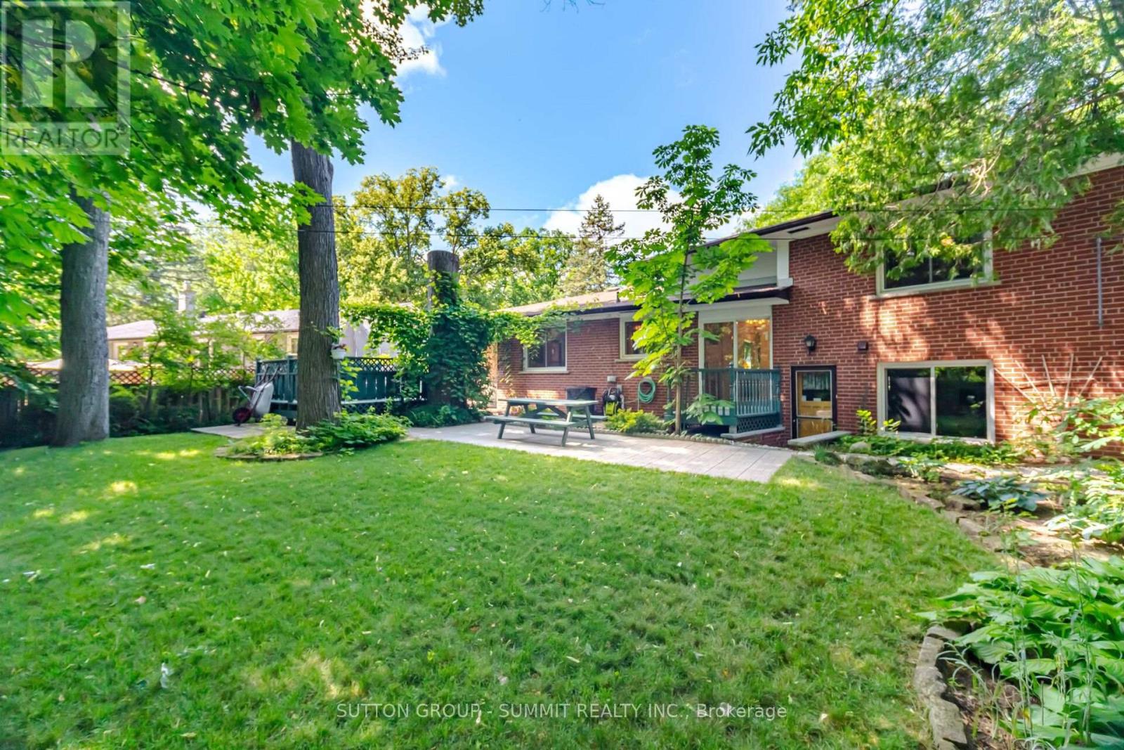 3359 Enniskillen Circle, Mississauga, Ontario  L5C 2M9 - Photo 46 - W13549648