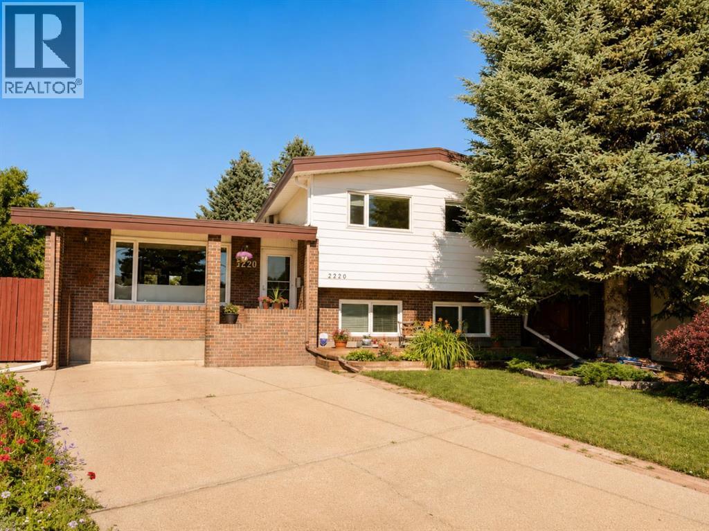 2220 42 Street S, Lethbridge