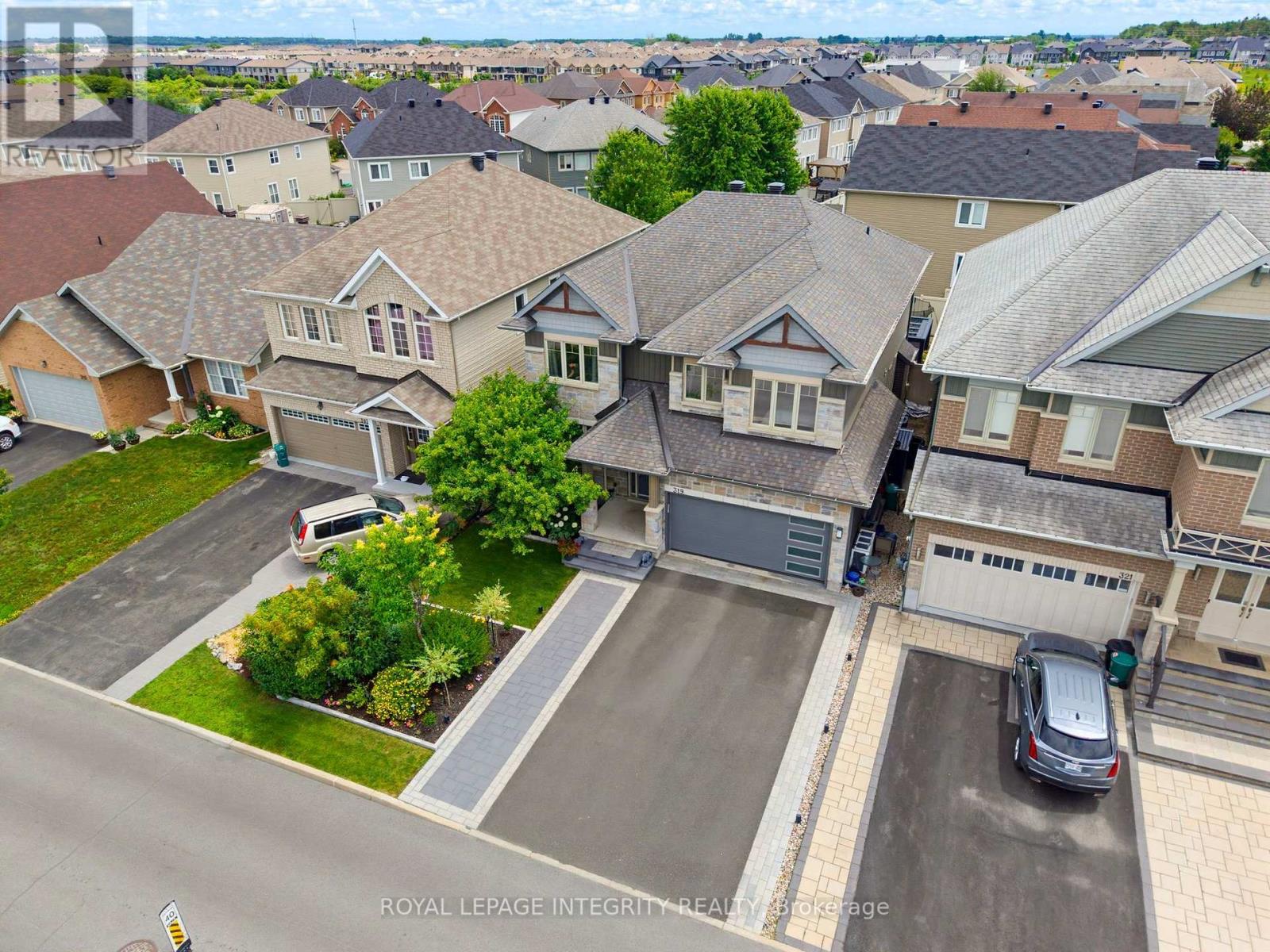 319 Bobolink Ridge, Ottawa, Ontario  K2V 0B7 - Photo 2 - X13551370