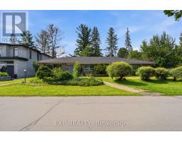 304 ROGER ROAD, Ottawa, Ontario