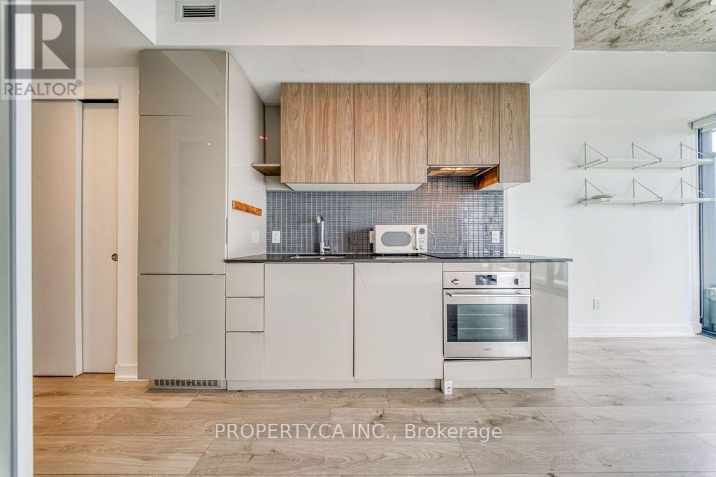 3205 - 161 Roehampton Avenue, Toronto, Ontario M4P 0C8 - Photo 11 - C13551512