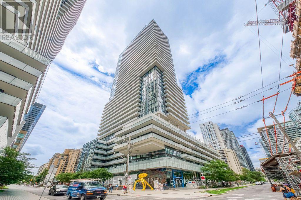 3205 - 161 Roehampton Avenue, Toronto, Ontario M4P 0C8 - Photo 2 - C13551512
