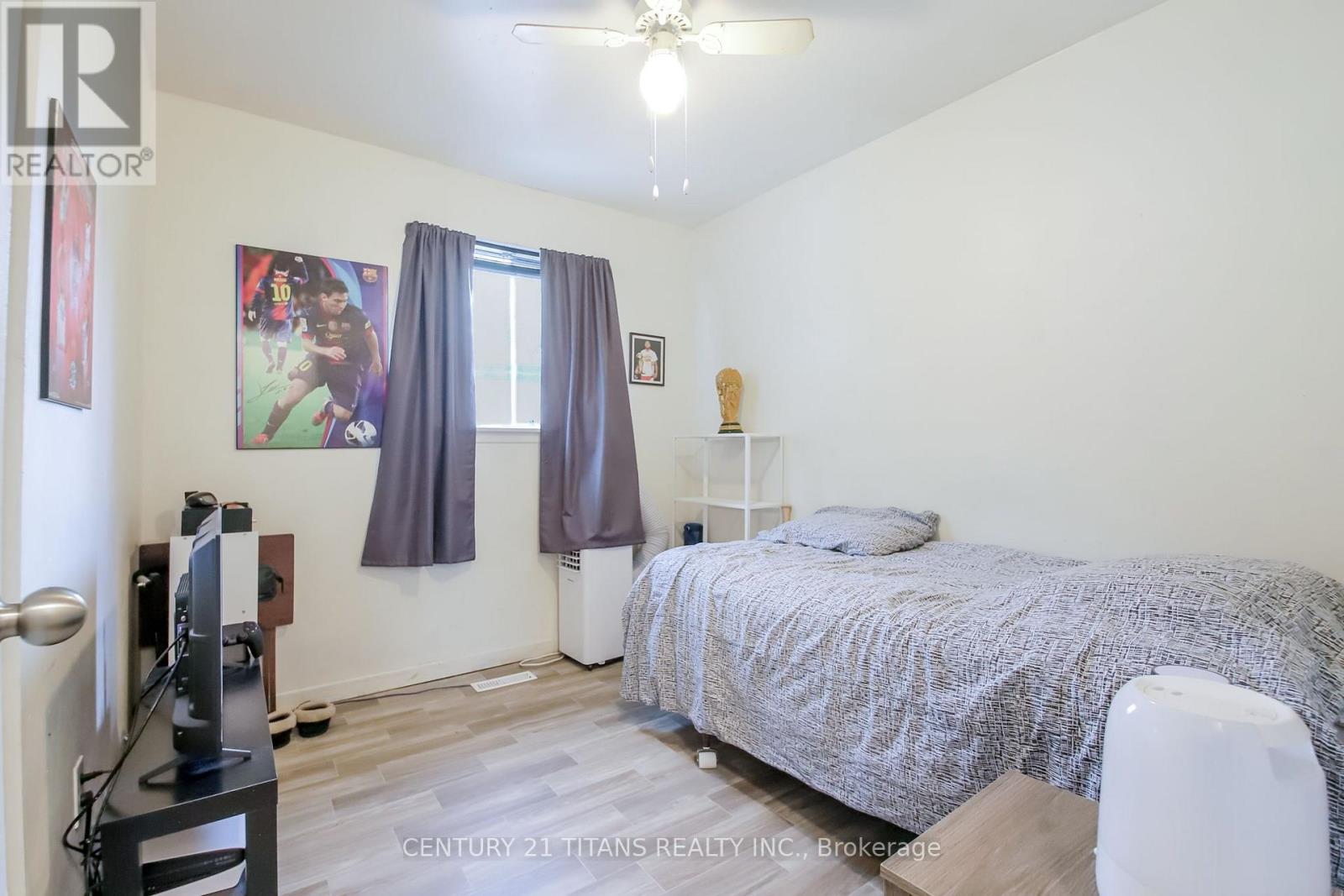 16 Proud Grove, Toronto, Ontario  M1B 1S2 - Photo 31 - E13551606