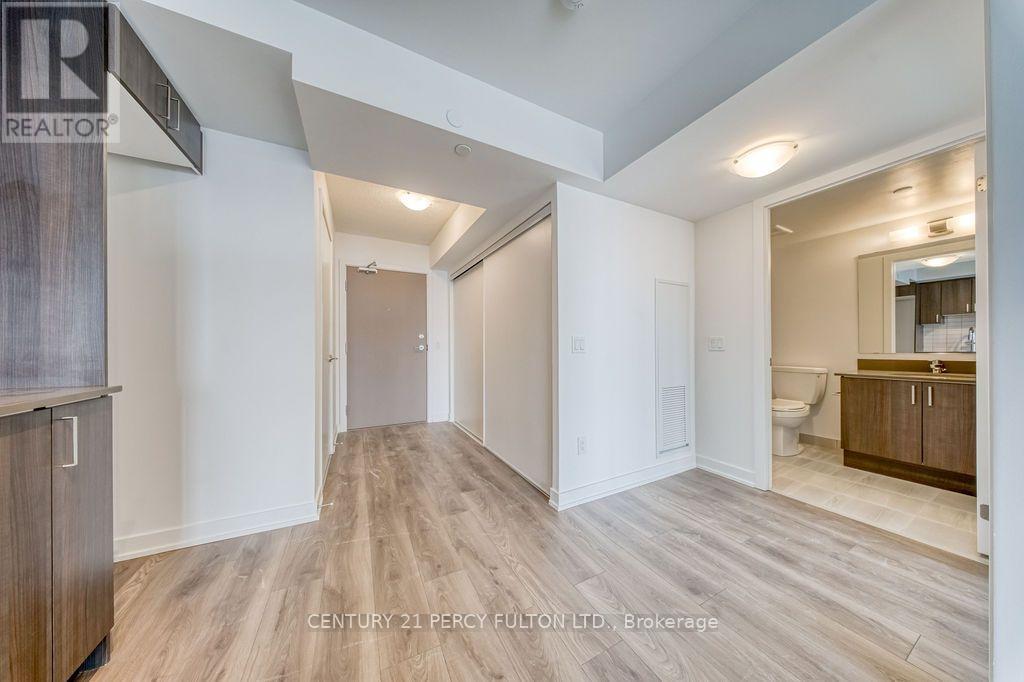 2303 - 1010 Sandy Beach Road, Pickering, Ontario  L1W 0C7 - Photo 8 - E13551632