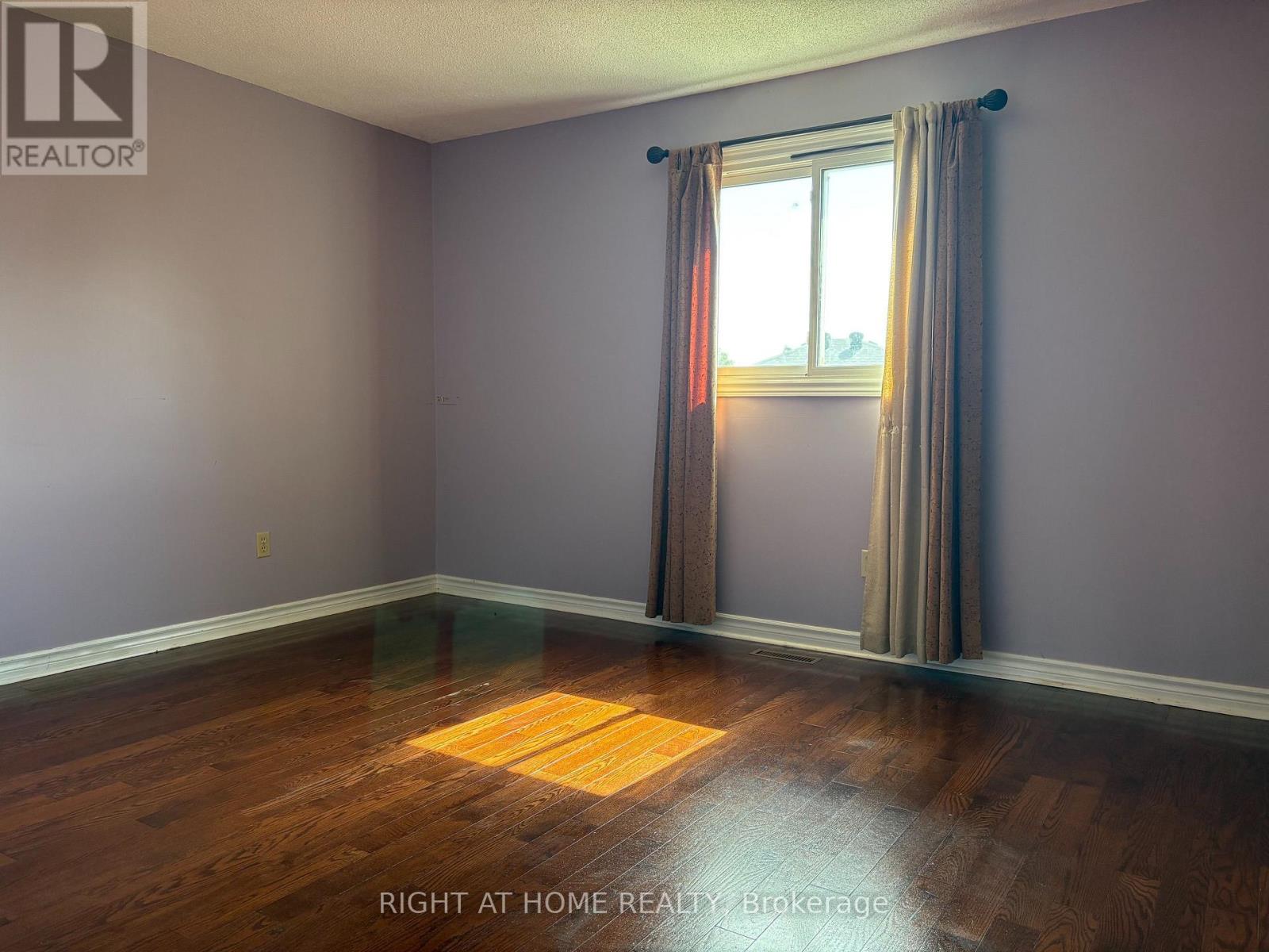 195 Johnson Street, Barrie, Ontario L4M 5Y9 - Photo 10 - S13551638