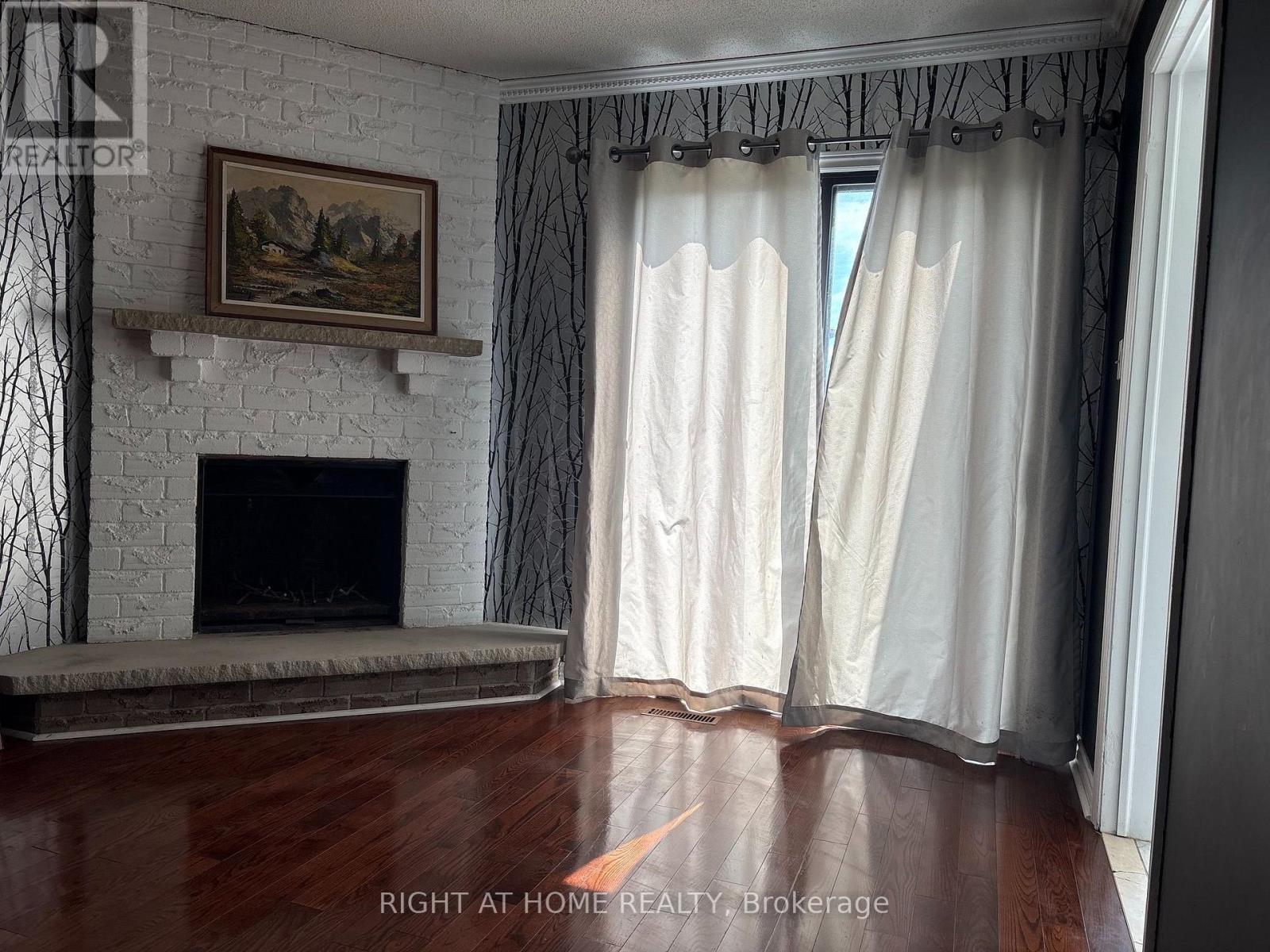 195 Johnson Street, Barrie, Ontario L4M 5Y9 - Photo 6 - S13551638