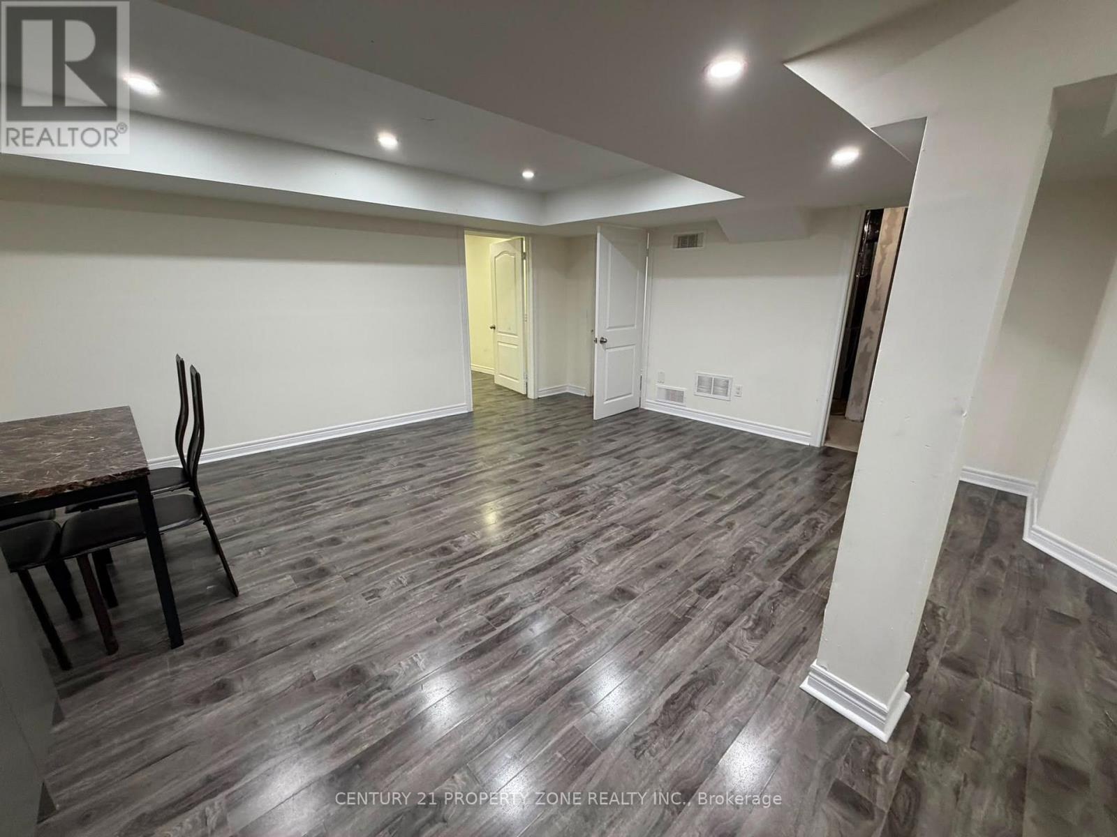 Basement - 16 Gambia Road, Brampton, Ontario L7A 4M2 - Photo 4 - W13551480