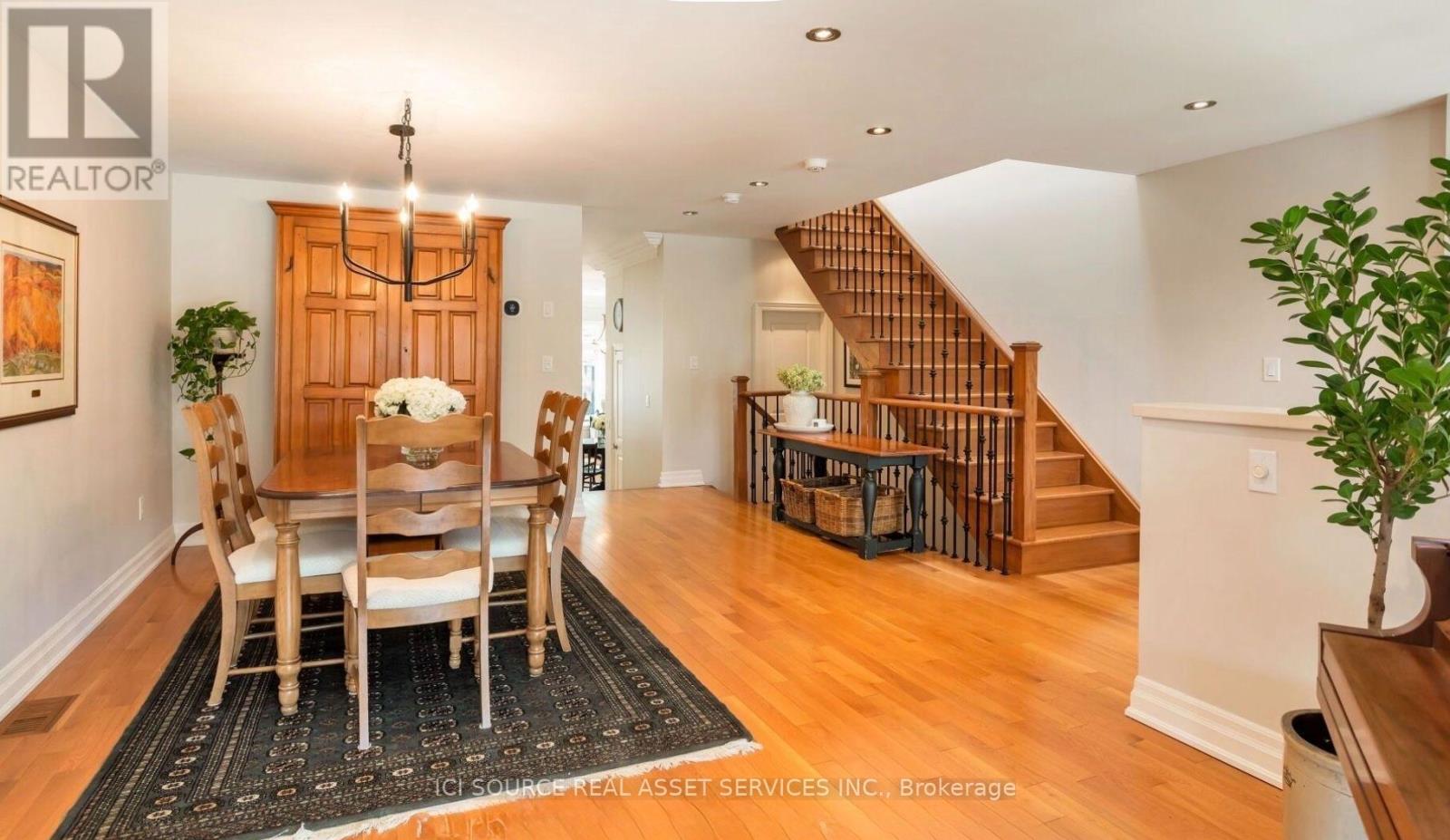 217b Aldercrest Road, Toronto, Ontario  M8W 4J5 - Photo 2 - W13551534