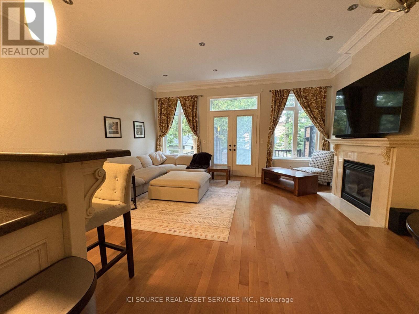 217b Aldercrest Road, Toronto, Ontario  M8W 4J5 - Photo 4 - W13551534